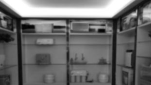 只會(huì)叫你開(kāi)專(zhuān)賣(mài)店，而且多數(shù)以家電模式銷(xiāo)售，且模式不成熟。
